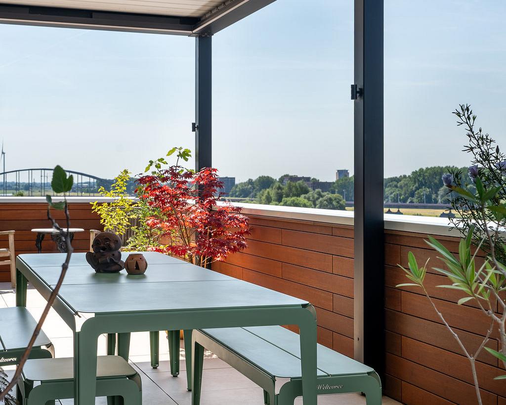 Dakterras met panoramisch uitzicht