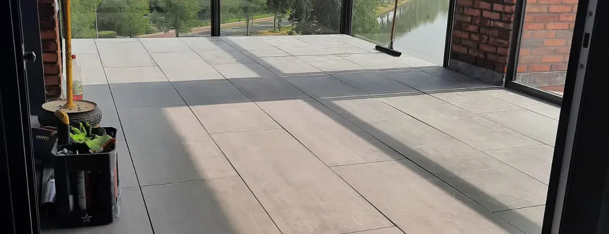 Deck Muddy 40x120x2 cm tegels in Purmerend