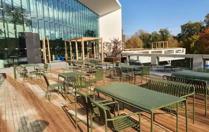 Aanleg dakterras bij Erasmus MC