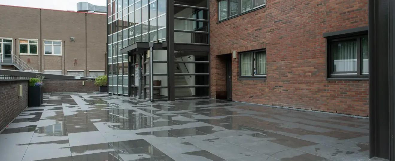 Binnenhof appartementencomplex Ede