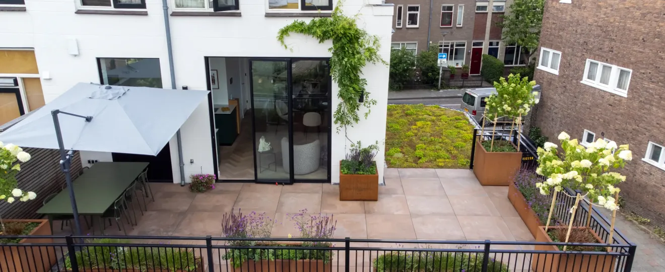 Dakterras met sedumdak in Amersfoort